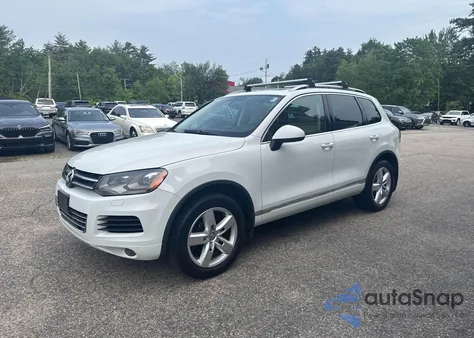 2013 Volkswagen Touareg Vr6 Lux from USA, damaged, VIN WVGEF9BP3DD005660